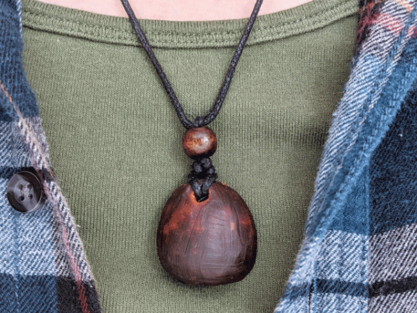 hand-carved avocado stone friendship necklace