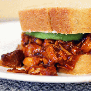 slow cooker zesty barbecue pulled chicken