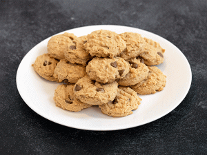 sourdough discard peanut butter chocolate chip cookies