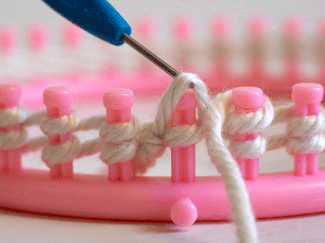 how to loom knit a fair isle beanie